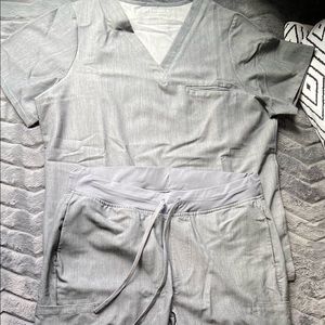 Mandala Heather Gray Womens Scrub Set